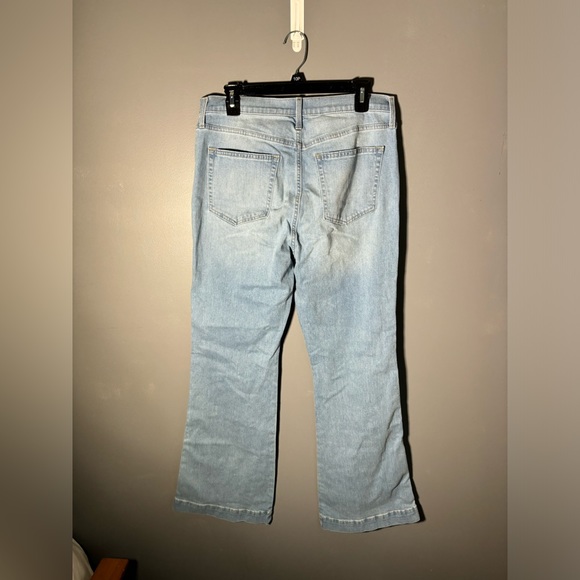 Gap High Rise Light Wash Flare Jeans Womens Size 12 - Picture 3 of 6